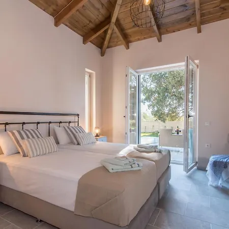 Astarte - Anantara With Pool Villa Argassi